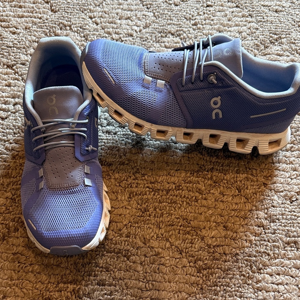 On Running Lavender and Gray Athletic Shoes - Picture 2 of 2